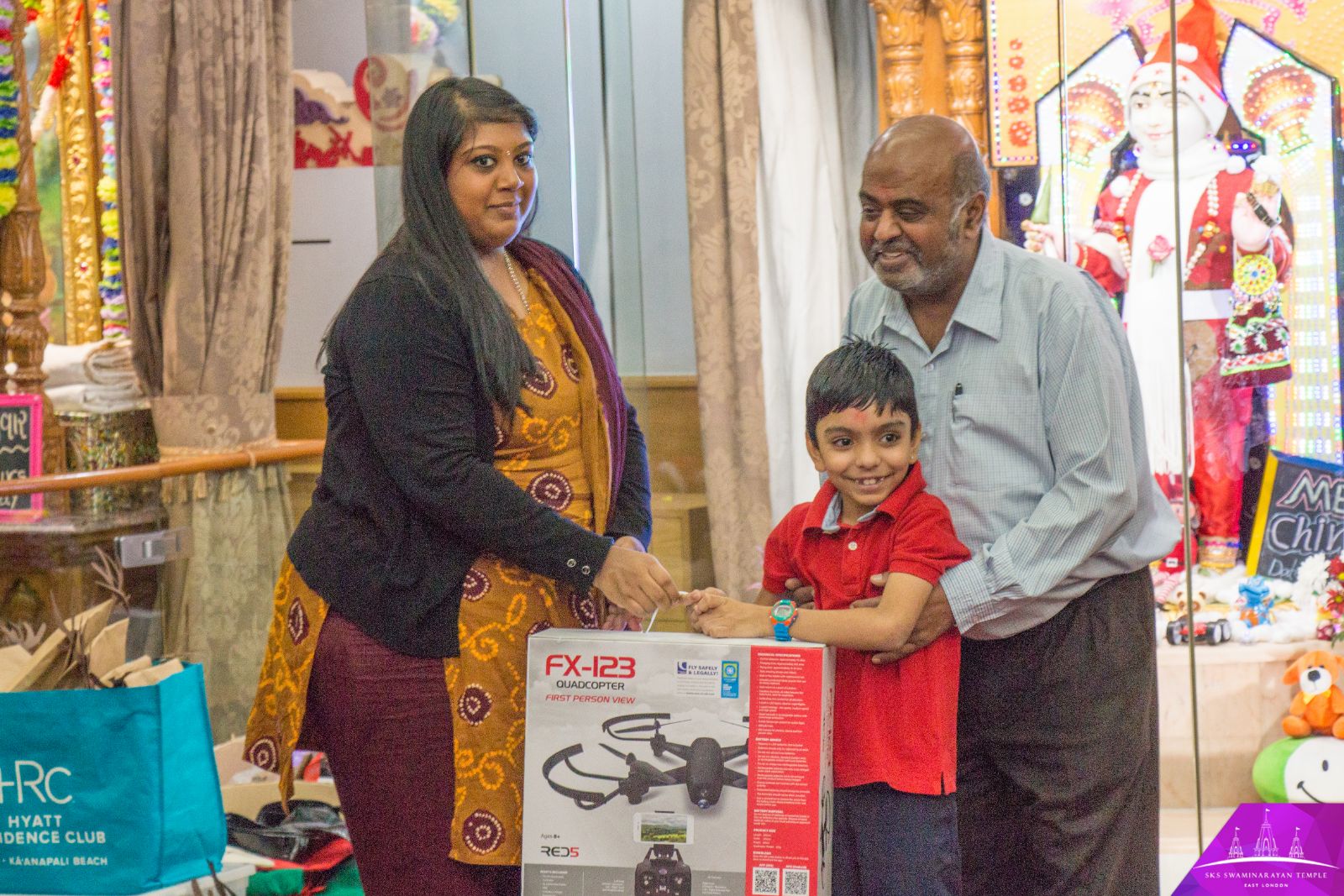 ©1987-2017 SKS Swaminarayan Temple East London